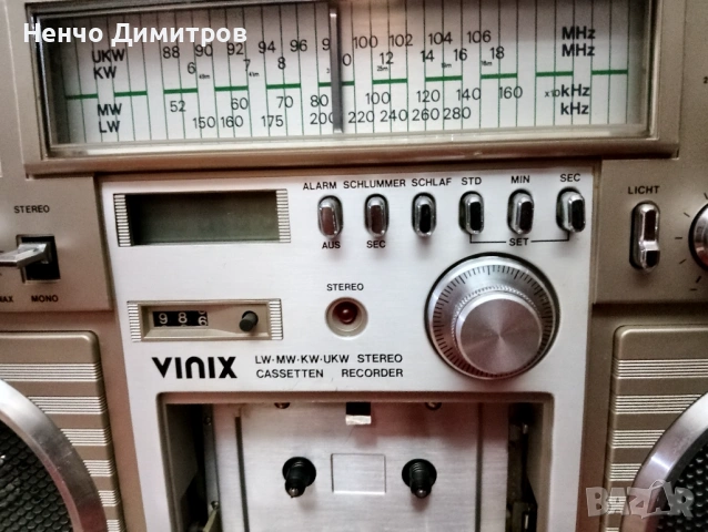 Радио касетофон VINIX JAPAN , снимка 10 - Радиокасетофони, транзистори - 53689170