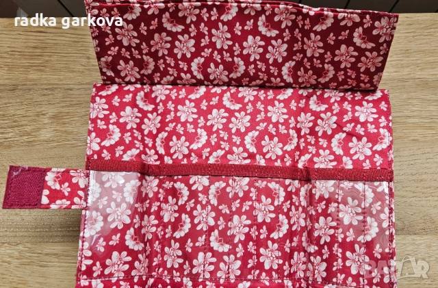 Несесер за куки, шишове, химикалки