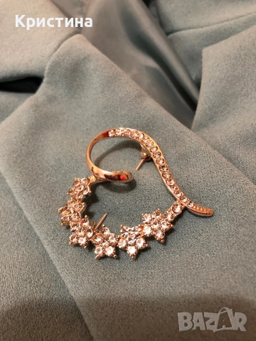 Брошки, снимка 2 - Други - 53258405