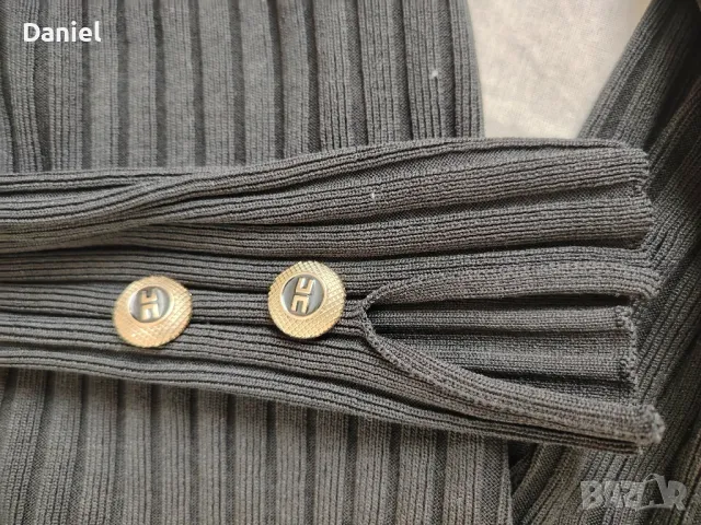 Блузка с яка поло , метално лого на яката , ефектни копчета и завършек на ръкавите...., снимка 2 - Блузи с дълъг ръкав и пуловери - 49938503