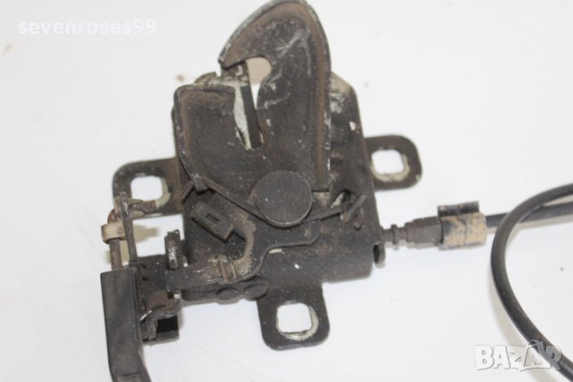 Жило преден капак с брава Фиат Крома Fiat Croma 2008 1.9tdi 150, снимка 2 - Части - 42183192