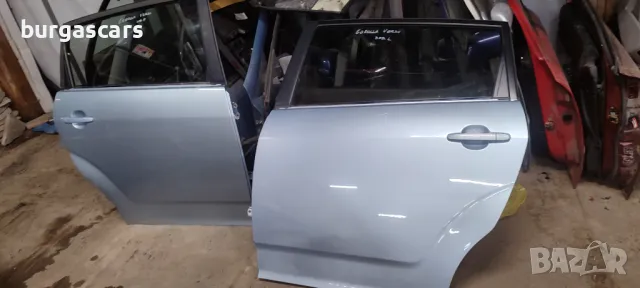 Врати предни задни лява дясна Toyota Corolla Verso 04-09г - 150лв, снимка 4 - Части - 49288731