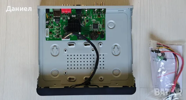 MaxxOne M1P-NH104-A Хибриден DVR/NVR за до 4 аналогови или IP камери, снимка 5 - Комплекти за видеонаблюдение - 56340367