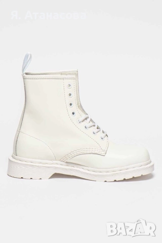 Dr. Martens - Кожени боти с подметка с грайфер, Мръснобял, снимка 12 - Дамски боти - 52955018