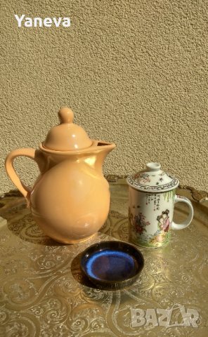 Порцеланови чайник,чаша за чай и чинийка за сладко