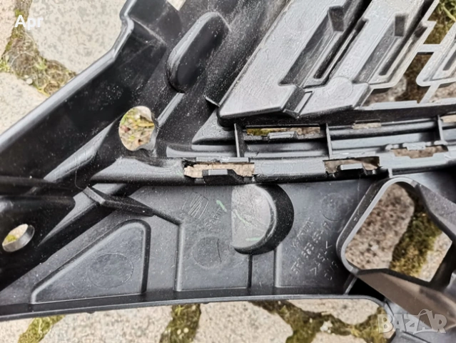 ПРЕДНА ОРИГИНАЛНА РЕШЕТКА за СЕАТ ЛЕОН 2017-2021, снимка 5 - Части - 53478454