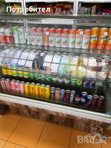 Хладилна витрина