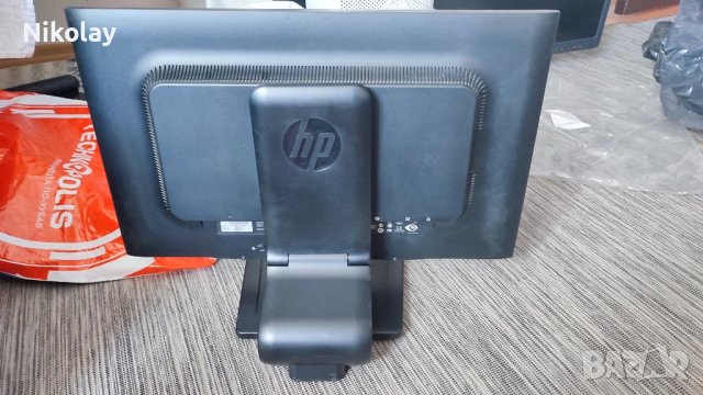 Продавам много запазен монитор HP Compaq LA2306x, снимка 7 - Монитори - 42522713