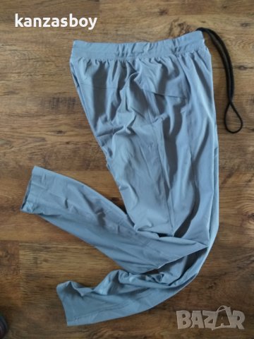 adidas - страхотно дамско долнище, снимка 4 - Спортни екипи - 39070450