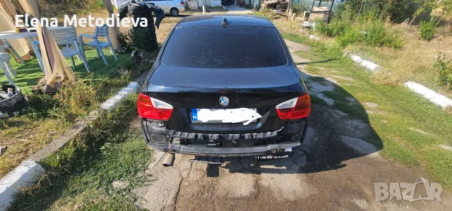 BMW e90 заден капак с стопове 60€ предна броня 70€
