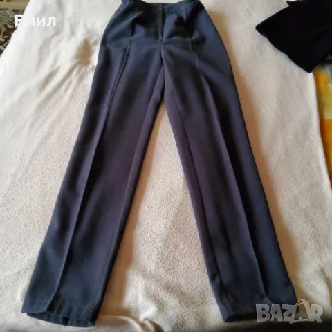 Продавам нови и носени дамски панталони,блузи,пролетно палто, снимка 12 - Панталони - 40559933