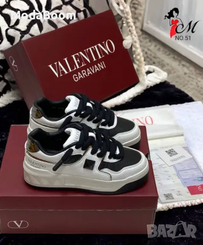 Valentino дамски маратонки , снимка 3 - Маратонки - 48565323