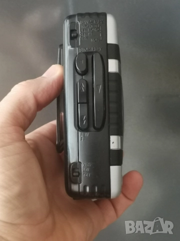 Музикален касетен плеър (WALKMEN) с AM/FM радио Panasonic RQ-V75, снимка 6 - Радиокасетофони, транзистори - 51658775