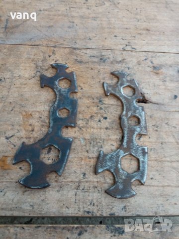 Универсален гайчен ключ от балканче