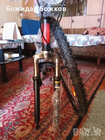 Планински велосипед със скорости Interbike - Parallax Black Matt, 26'' черен, снимка 16 - Велосипеди - 51617436