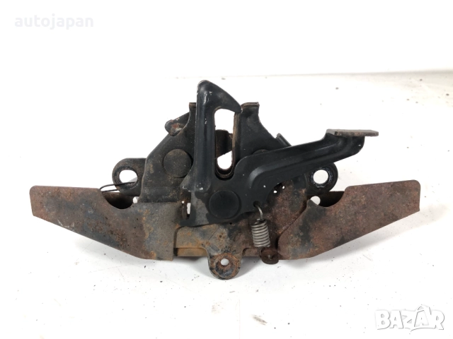 Брава преден капак Toyota Corolla Verso 2.2 D-CAT 177кс 2007г  , снимка 2 - Части - 51892546