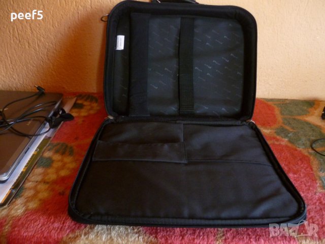 Маркова чанта за лаптоп "Targus", снимка 3 - Лаптоп аксесоари - 41375513