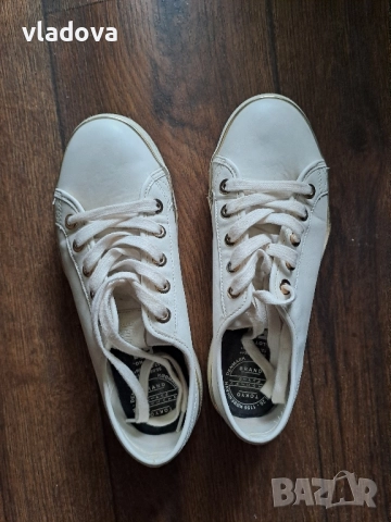 Дамски маратонки номер 39, снимка 2 - Маратонки - 51454210