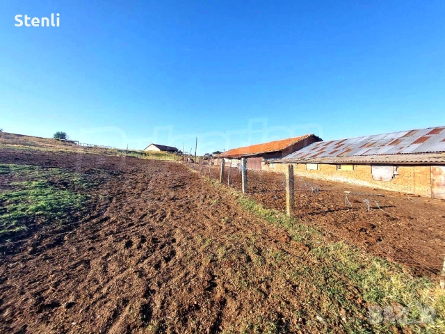 Продавам селскостопански обор - кравеферма, снимка 13 - Складове - 51582395