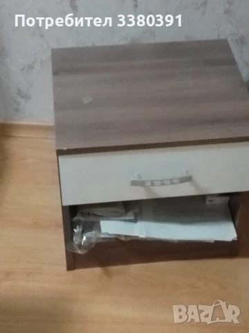 Гардероб, етажерка, 2 нощни шкафчета.