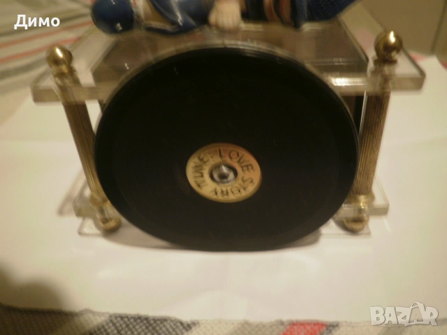 музикална кутия- ръчна изработка- идеална за Св. Валентин , снимка 2 - Декорация за дома - 53405977