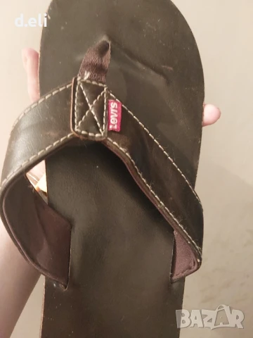LEVI'S Original. Size 44 100% Leather , снимка 3 - Мъжки чехли - 45072909