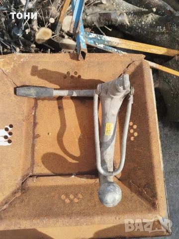 теглич за Audi, снимка 5 - Части - 53590019