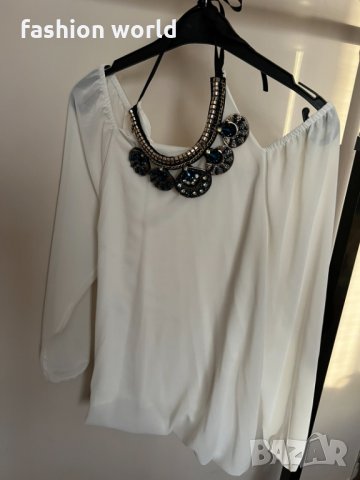 Блуза с колие 