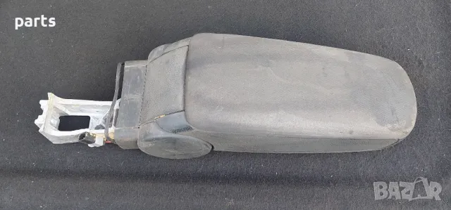 Подлакътник Ауди A6 C5 (2)
- 8E0864207, снимка 2 - Части - 49746731