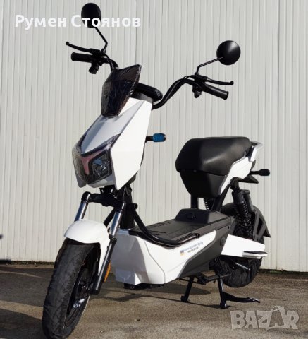 Електрически скутер 500 вата модел YCL бял цвят 20Ah батерия, снимка 2 - Мотоциклети и мототехника - 44490463