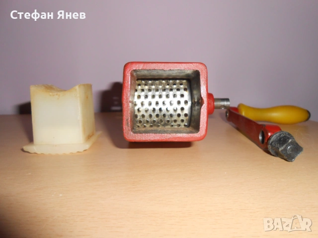 Метална орехомелачка, снимка 5 - Други - 53466549