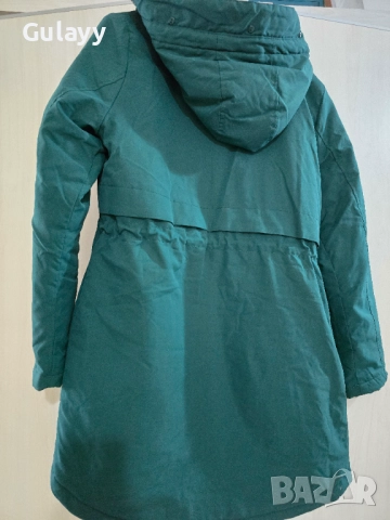  Дамско зелено яке парка