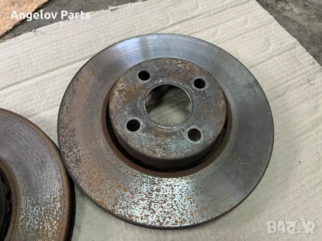 Предни спирачни дискове за Toyota Corolla Verso 2003 г., снимка 3 - Части - 48285429