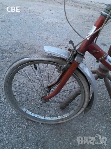 Заглавие: Стар сгъваем велосипед Universal – ретро, полски  Описание: Продавам ретро сгъваем велосип, снимка 6 - Велосипеди - 53840397
