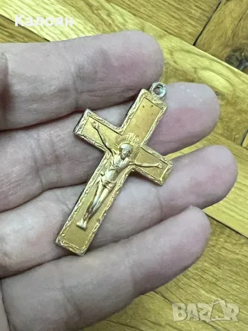 Медальон разпятие , снимка 2 - Колиета, медальони, синджири - 50081362