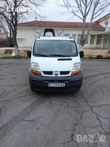 Рено Трафик