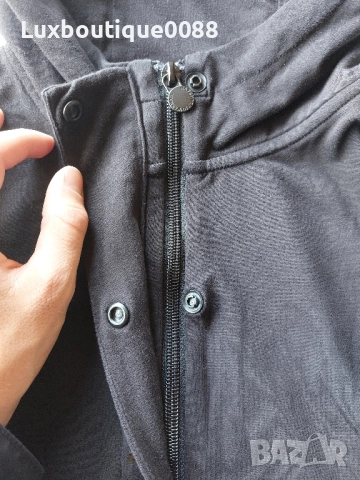 Използвана в отлично състояние блуза Emporio Armani XS, снимка 4 - Блузи - 51946729