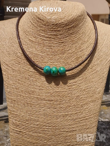 Дамско колие с естествена кожа и керамични мъниста. Бижута Луди гъби.