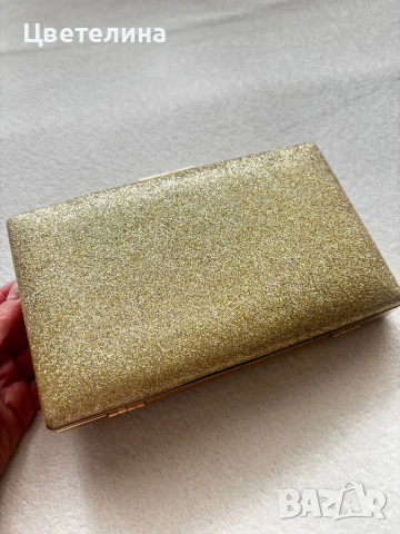 Официален клъч златен , снимка 3 - Чанти - 53663444