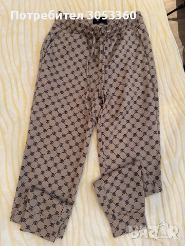 Дамско долнище от комплект Mohito 34 номер, снимка 2 - Спортни екипи - 53809041