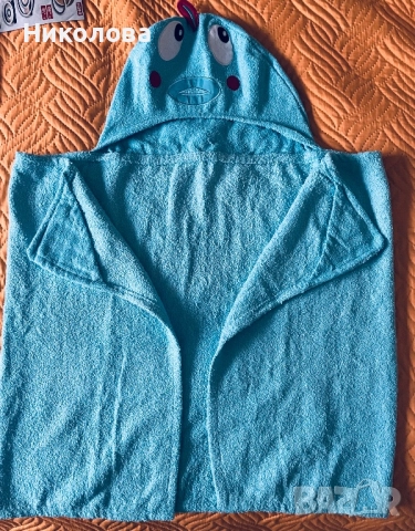 Детска хавлия -халат с качулка