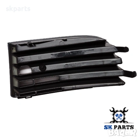 Решетка дясна в предна броня за Volkswagen GOLF V, снимка 2 - Части - 53607278