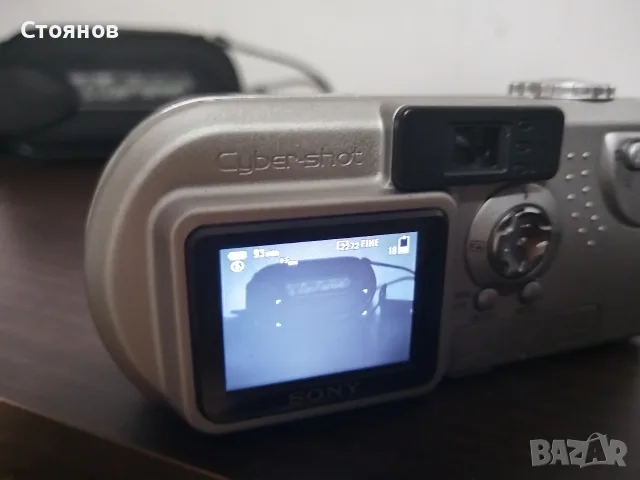 Камера SONY Cyber-shot DSC-P9 Japan , снимка 5 - Фотоапарати - 55982235