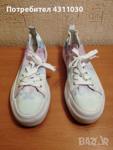 Кецове цветни спортни  номер 41, снимка 2 - Кецове - 53380812