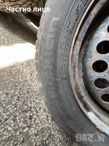 Запазени зимни гуми Nokia WR D4 175/65/14 с железни джанти 4x100 56.1, снимка 3 - Гуми и джанти - 51956302