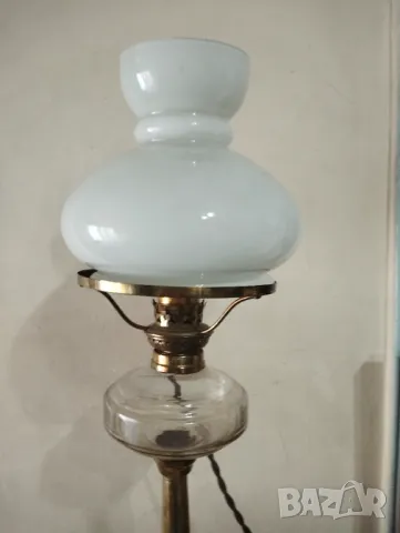 Стара настолна лампа, снимка 3 - Настолни лампи - 48279844