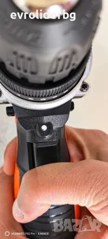 ТОТАЛНА ЛИКВИДАЦИЯ!!! АКУМУЛАТОРЕН ВИНТОВЕРТ/БОРМАШИНА 12V С ДВЕ БАТЕРИИ., снимка 10 - Винтоверти - 49928823