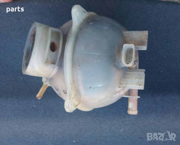 Казанче Антифриз Шаран - Форд Галакси - Сеат Алхамбра - 95VW8K218AB N, снимка 3 - Части - 41674878