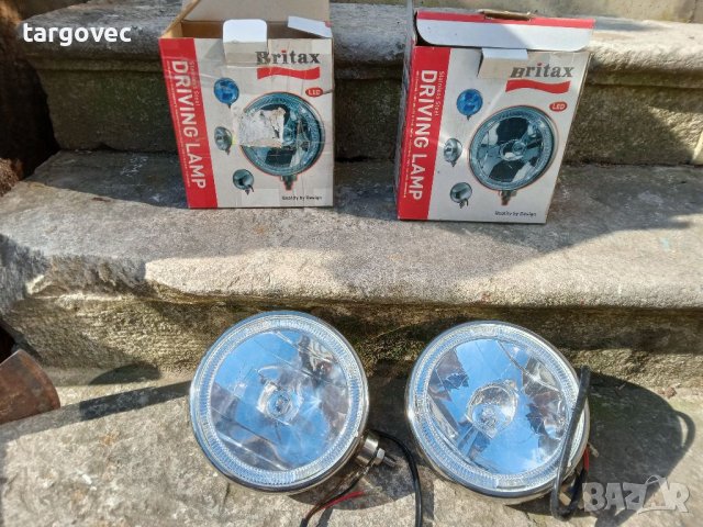 Големи халогенни фарове с габарити