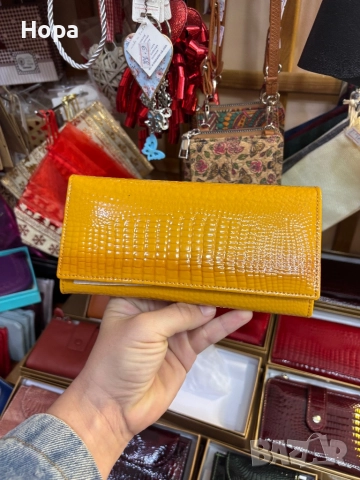 Портмоне от естествена кожа